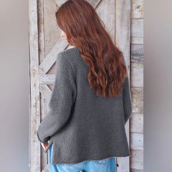 WOODEN SHIPS DOGS COFFEE WEEKENDS CREW GREY SWEATER SIZE XS - Picture 2 of 3